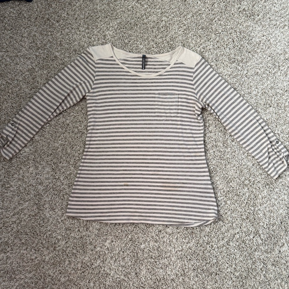 Kuhl 3/4 Sleeve T-shirt in Tan and Gray Size S